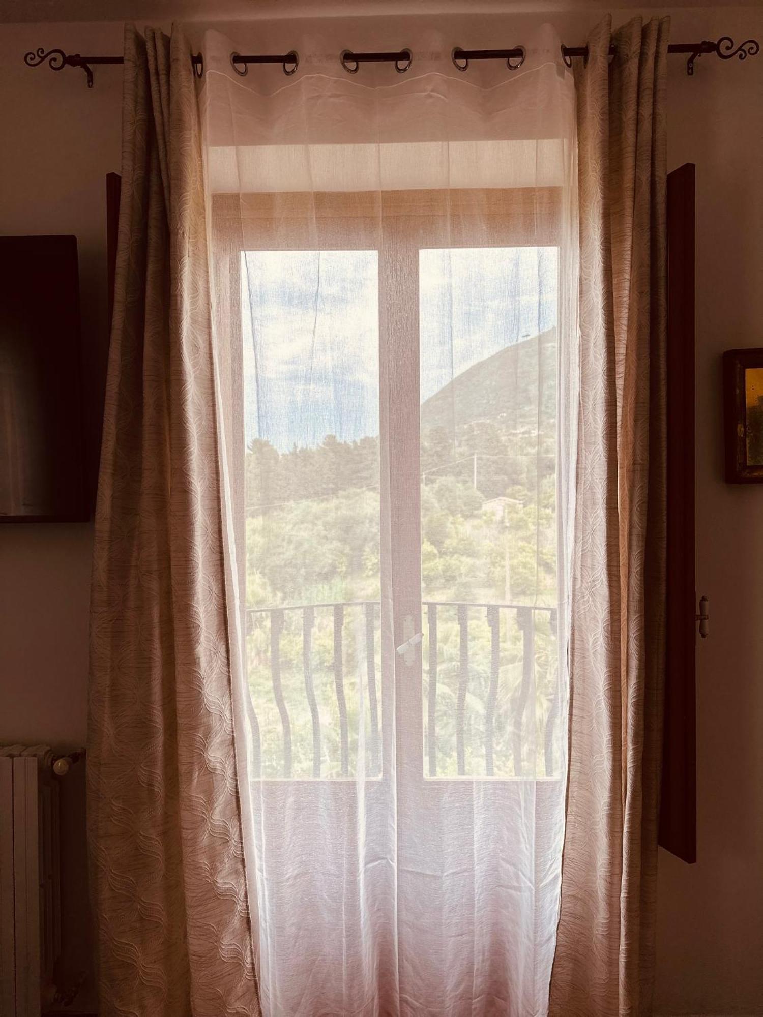 Villa Tiche 체팔루 객실 사진